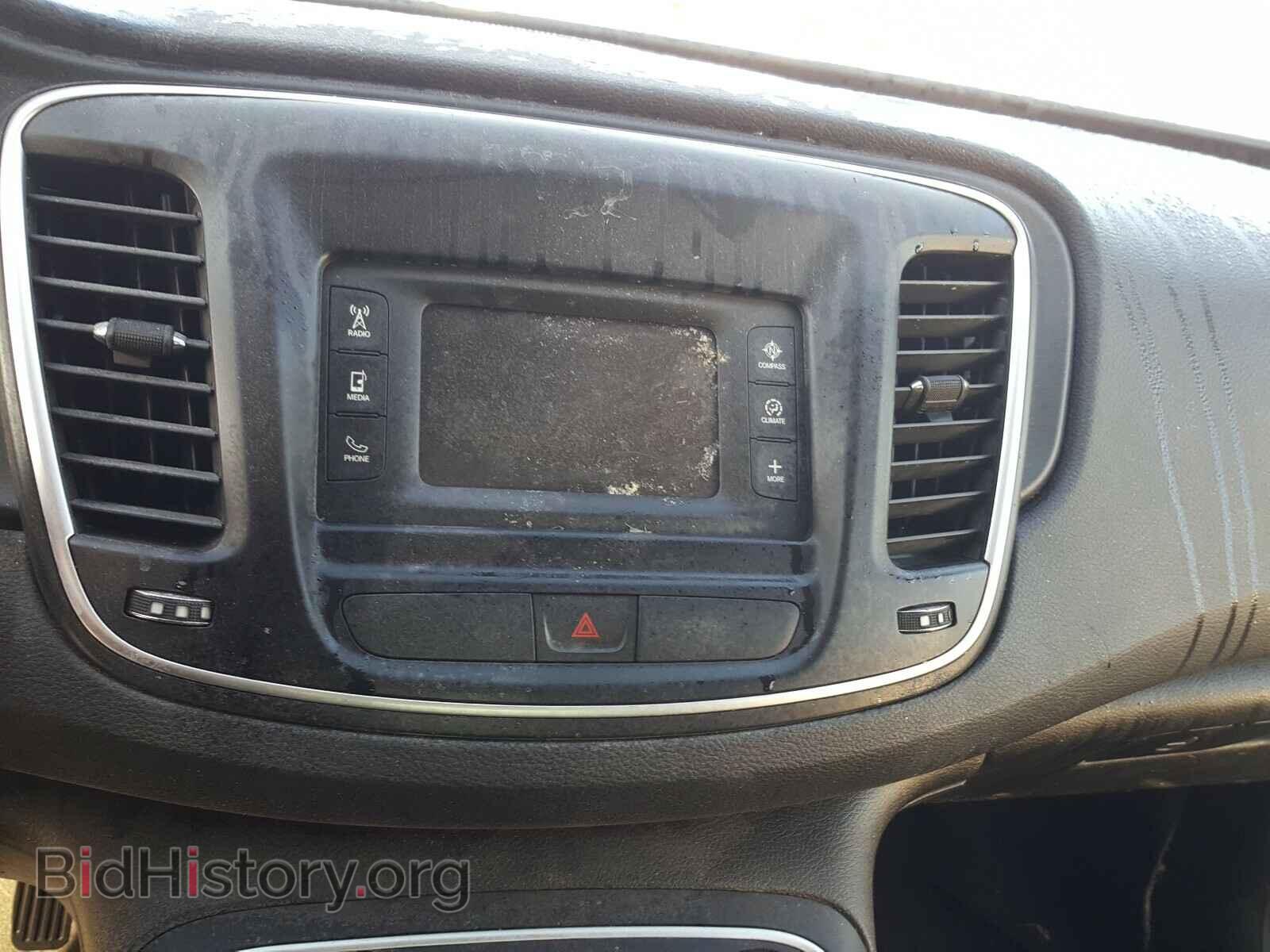 2015 CHRYSLER 200 - VIN: 1C3CCCAB0FN665860 - Фото 9