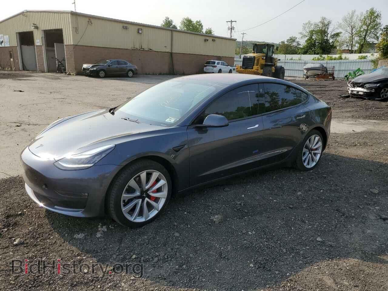 Фотография 5YJ3E1EB1JF075016 - TESLA MODEL 3 2018