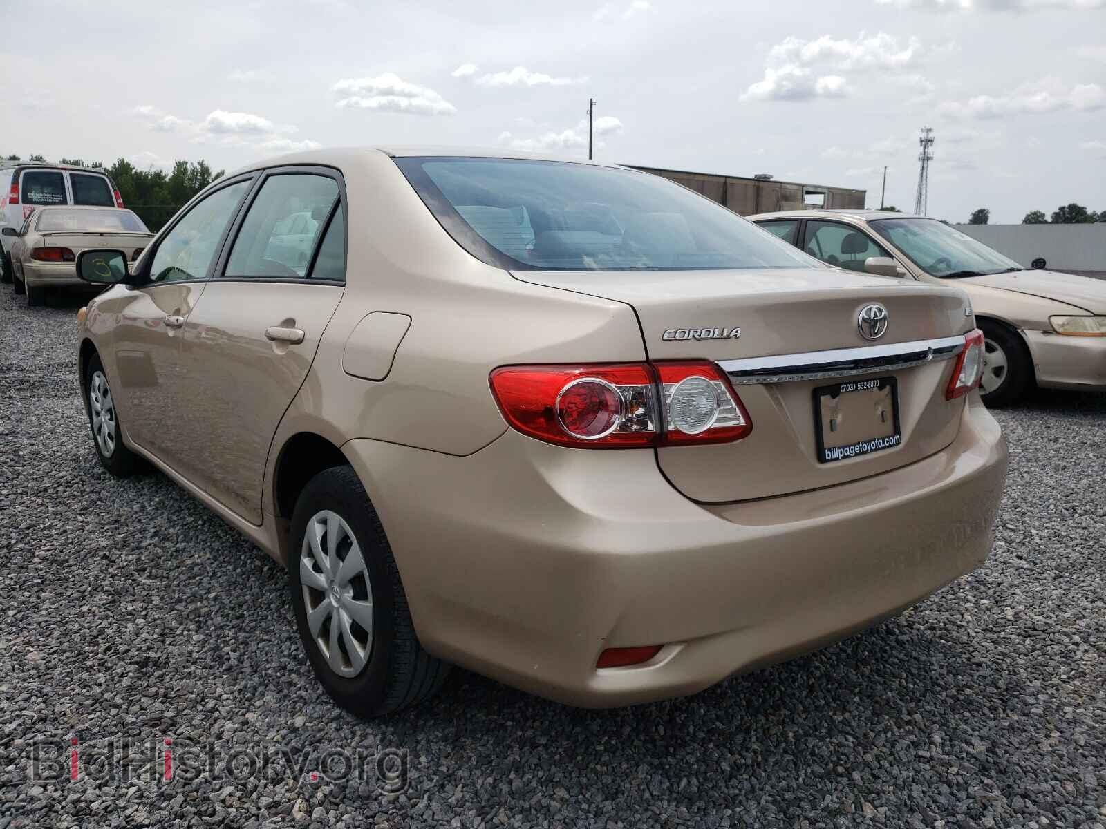 2011 TOYOTA COROLLA - VIN: 2T1BU4EE1BC677950 - Фото 3