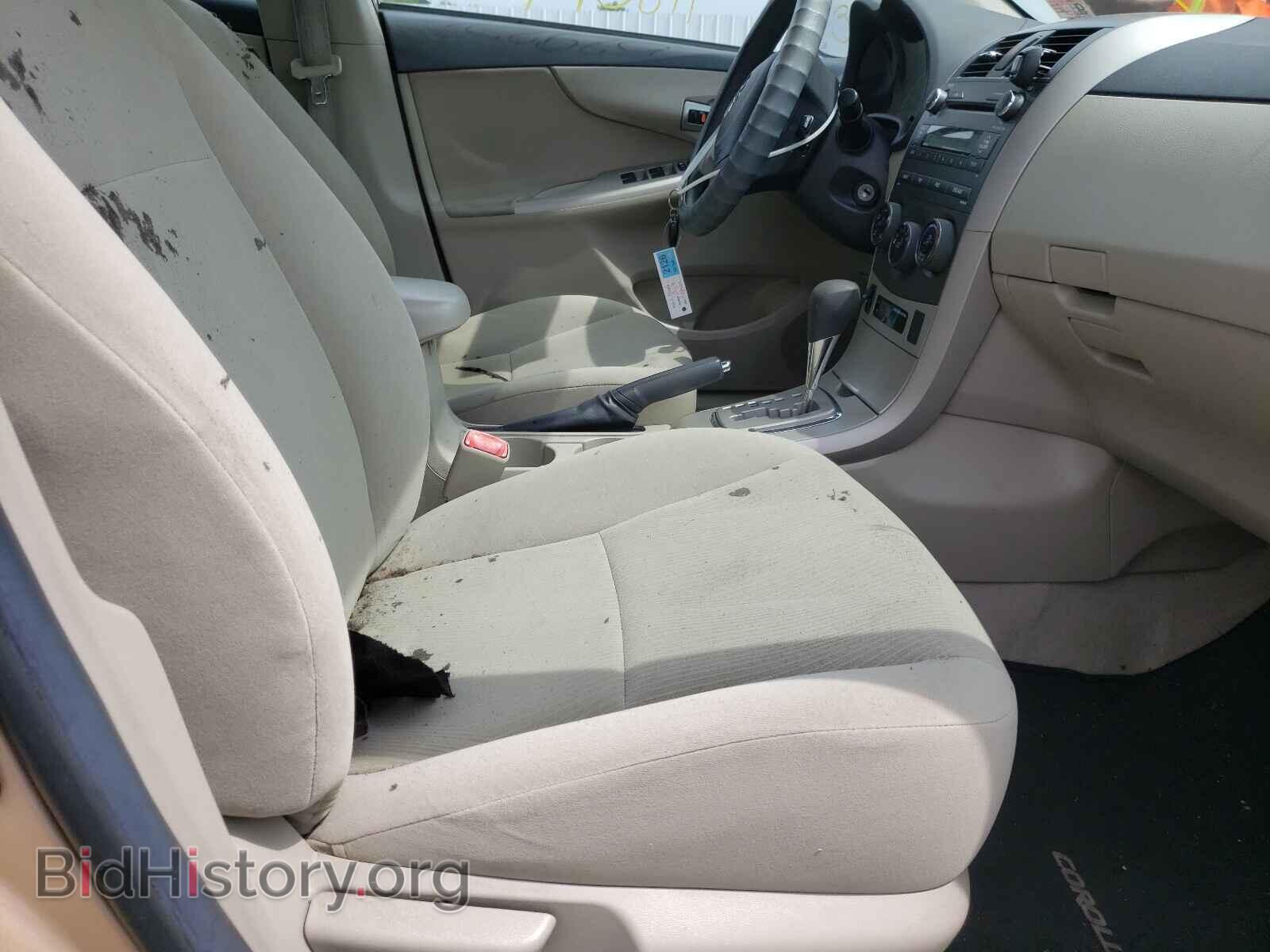 2011 TOYOTA COROLLA - VIN: 2T1BU4EE1BC677950 - Фото 5