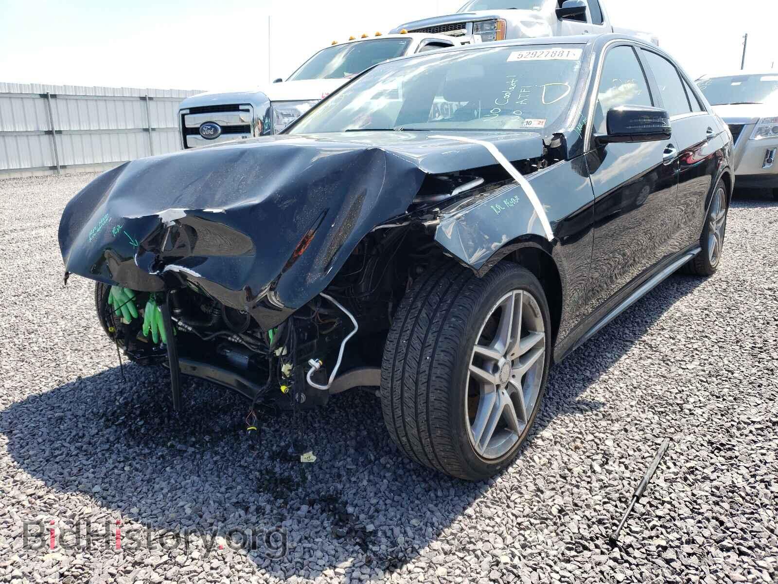 2014 MERCEDES-BENZ E-CLASS - VIN: WDDHF8JB9EA922130 - Фото 2