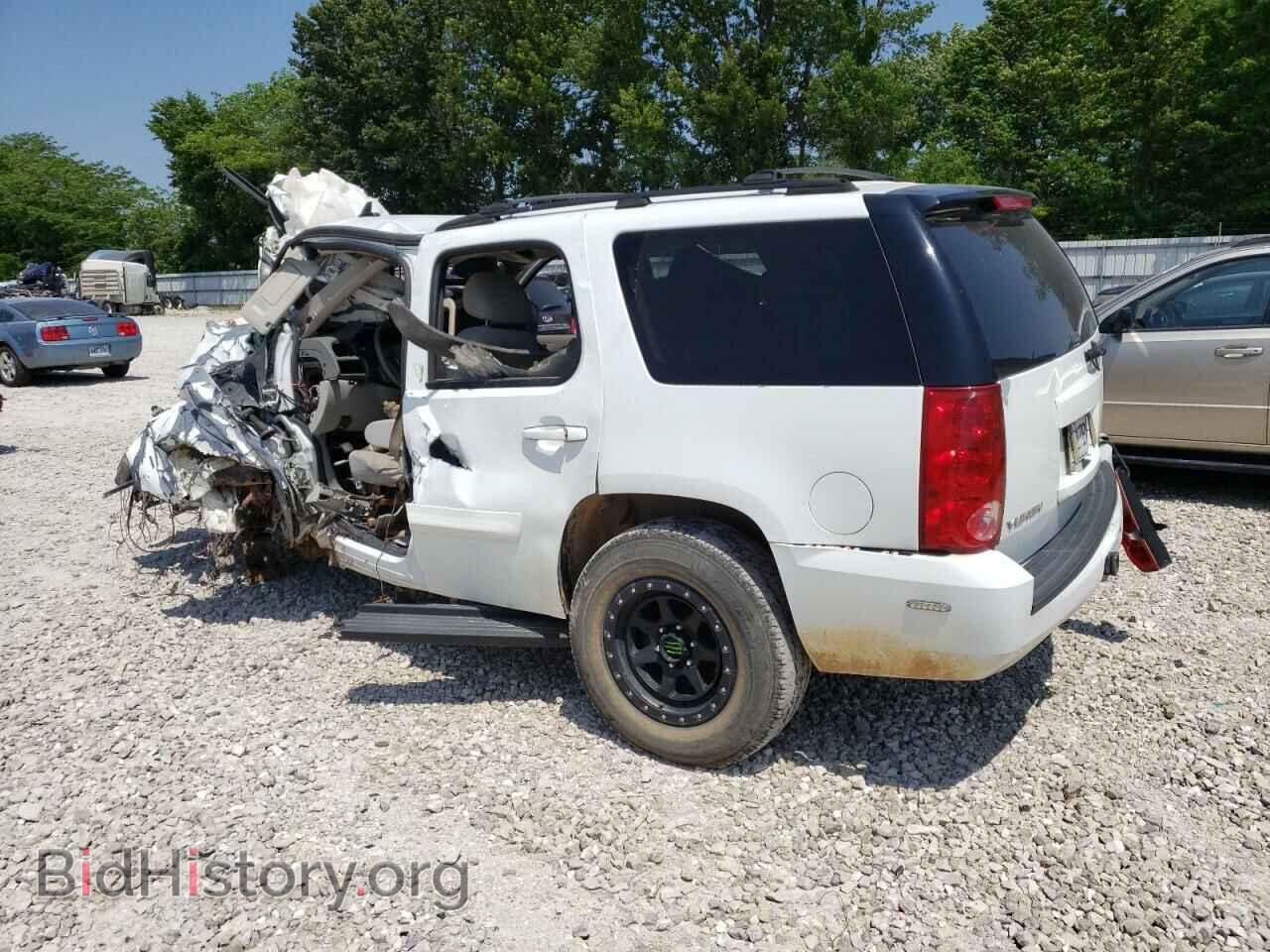 2007 GMC YUKON - VIN: 1GKFC13CX7J276062 - Фото 2