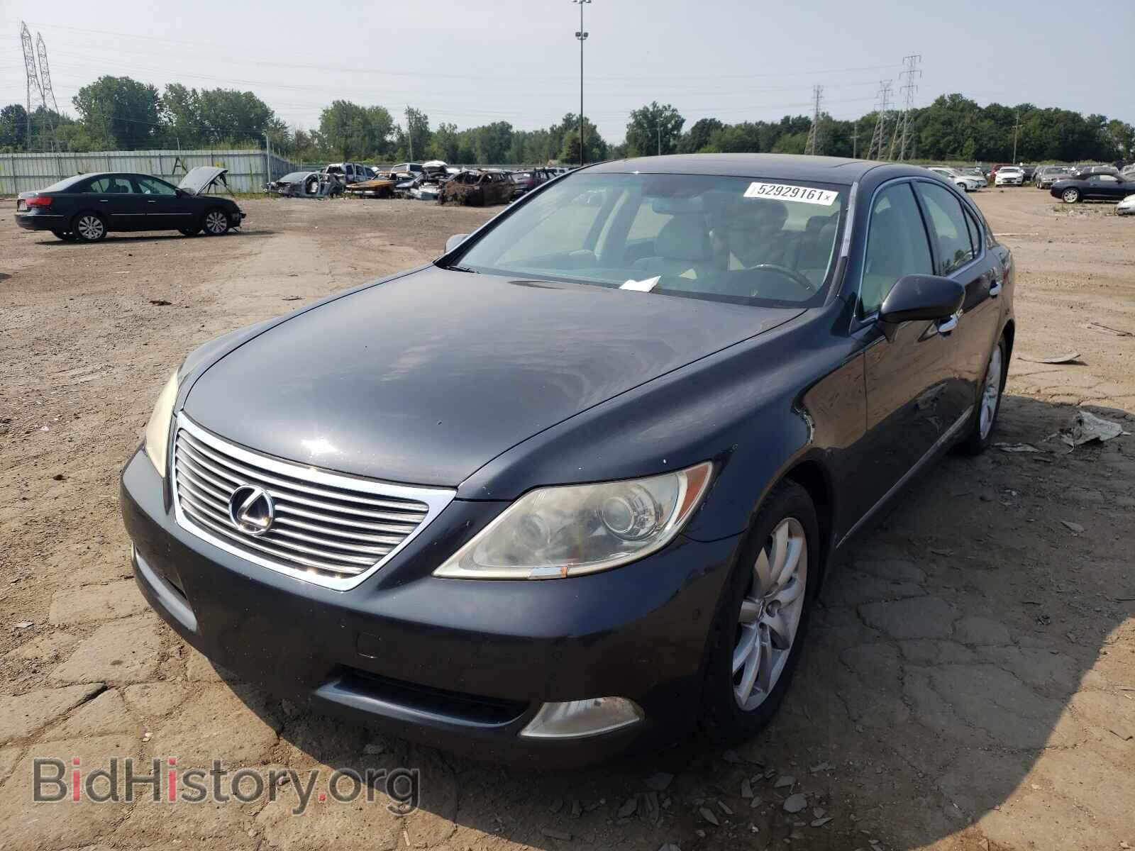2007 LEXUS LS460 - VIN: JTHBL46F675002995 - Photo 2