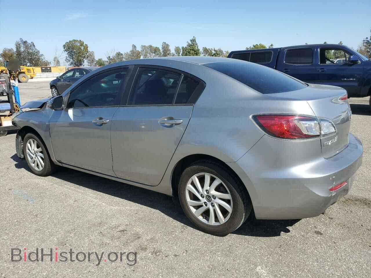 2013 MAZDA 3 - VIN: JM1BL1V8XD1713377 - Фото 2