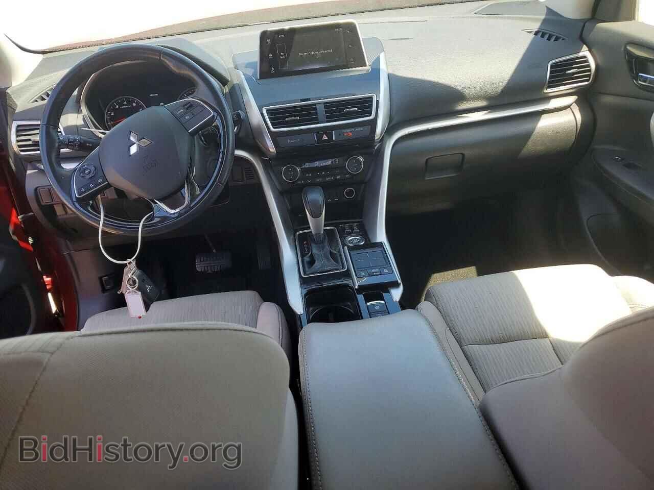 2018 MITSUBISHI ECLIPSE - VIN: JA4AT5AA5JZ058208 - Photo 8