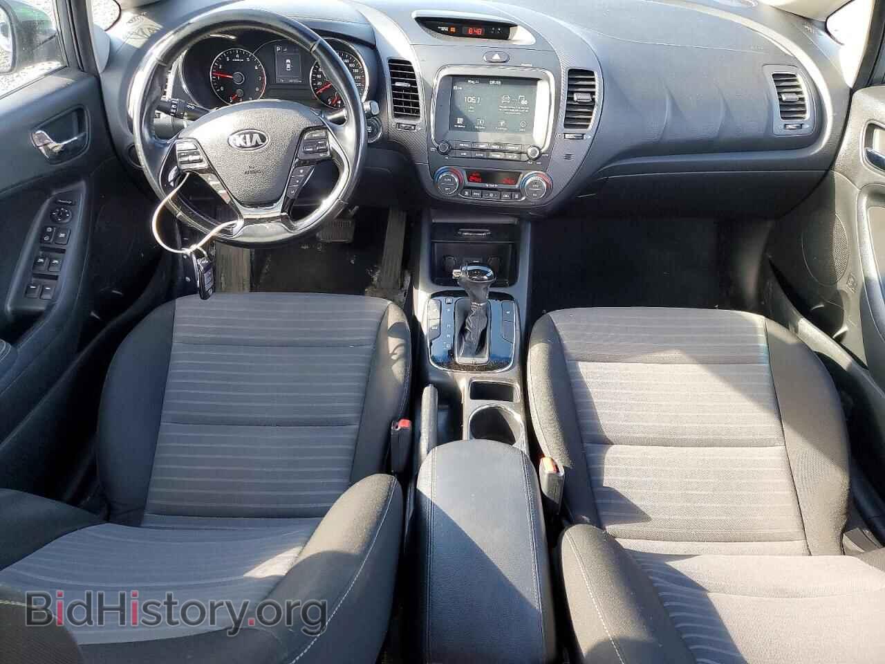2017 KIA FORTE - VIN: 3KPFL4A88HE006029 - Фото 8