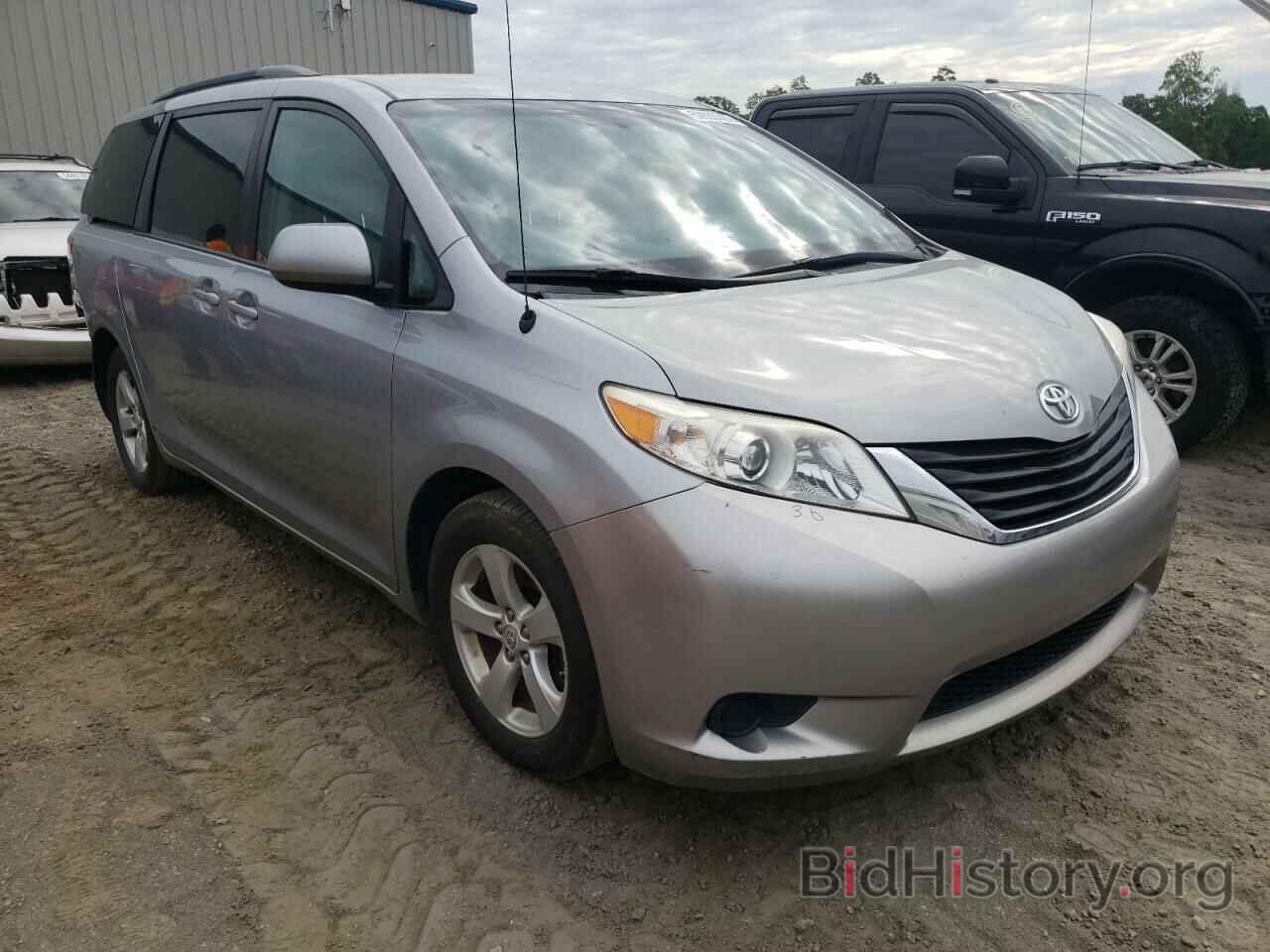 Photo 5TDKK3DCXCS220790 - TOYOTA SIENNA 2012