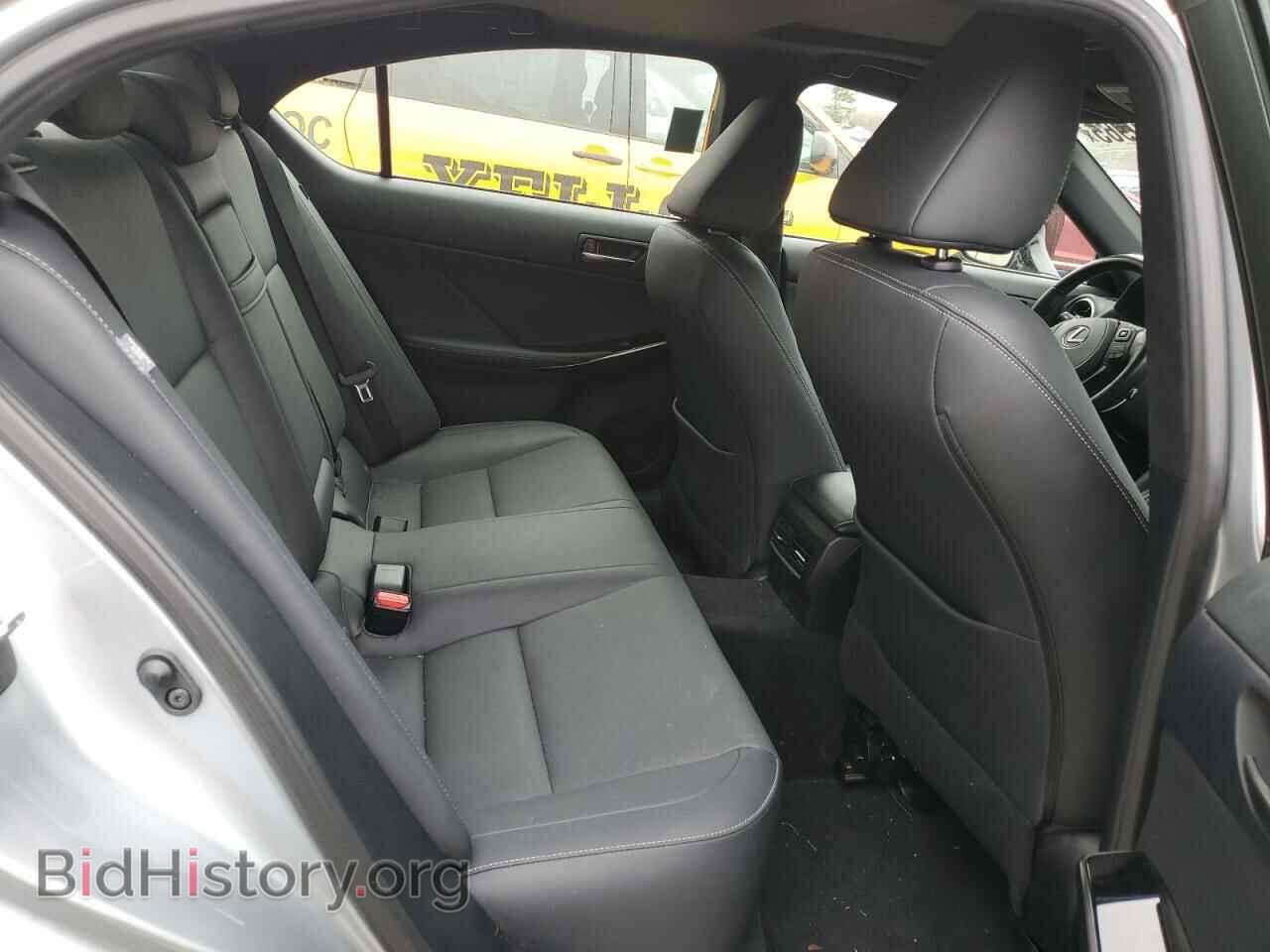 2021 LEXUS IS - VIN: JTHCA1D26M5117150 - Photo 10