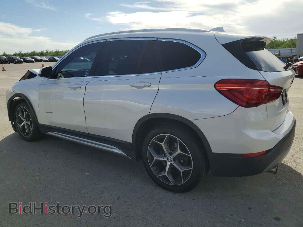 2016 BMW X1 - VIN: WBXHT3C31GP880552 - Фото 2