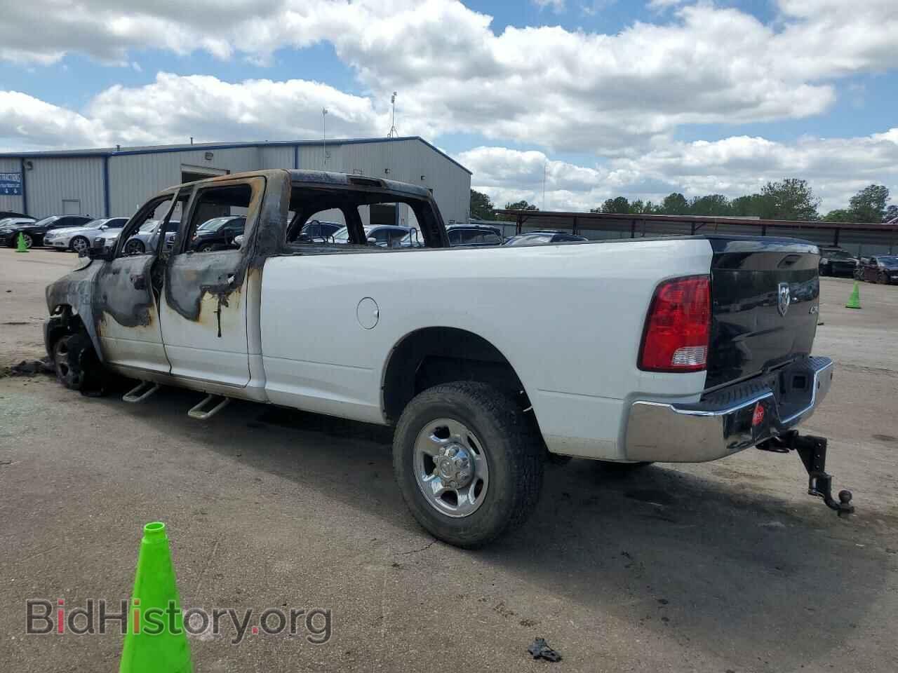 2013 RAM All Models - VIN: 3C6UR5HL8DG521236 - Photo 2