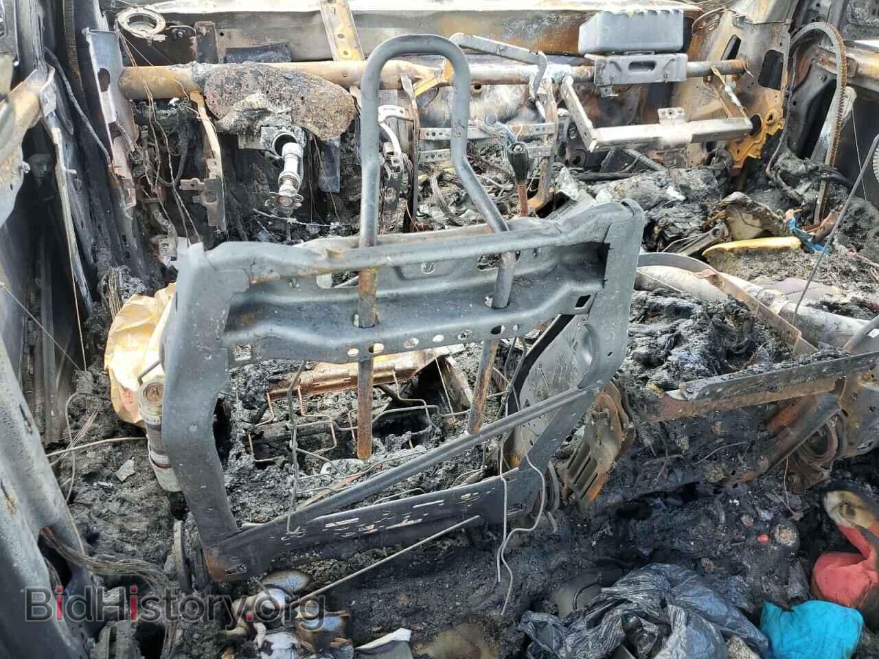 2013 RAM All Models - VIN: 3C6UR5HL8DG521236 - Photo 8
