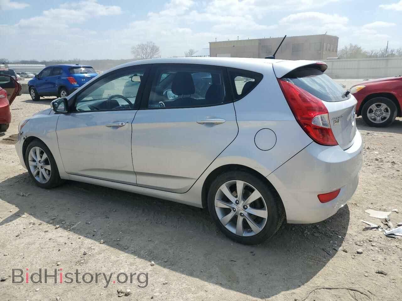 2013 HYUNDAI ACCENT - VIN: KMHCU5AE8DU074642 - Фото 2