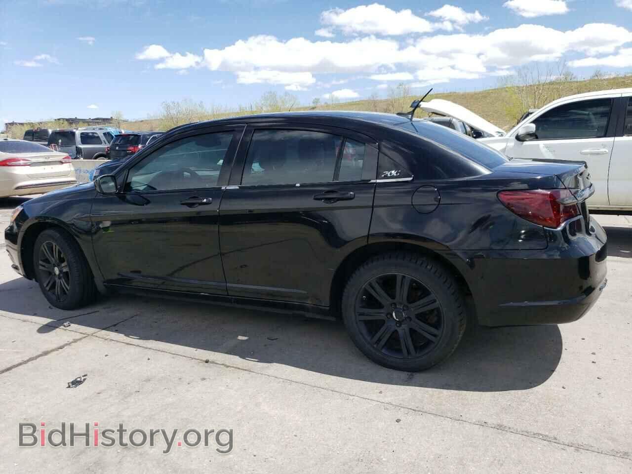 2013 CHRYSLER 200 - VIN: 1C3CCBBB4DN679315 - Фото 2