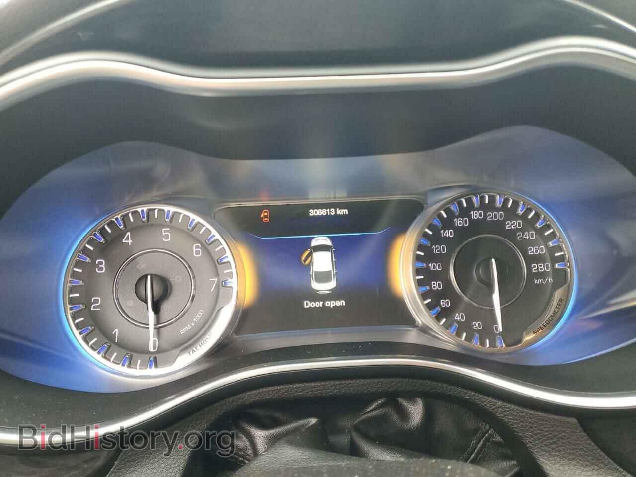 2016 CHRYSLER 200 - VIN: 1C3CCCCG4GN189882 - Фото 9