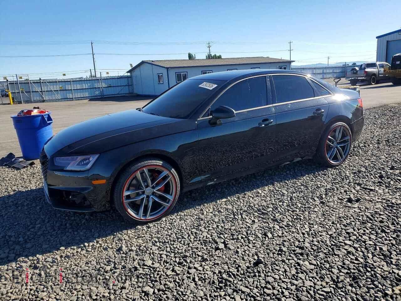 Photo WAUGNAF47HN000640 - AUDI A4 2017