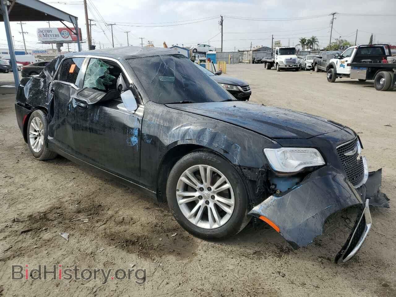 2018 CHRYSLER 300 - VIN: 2C3CCAAG2JH170951 - Фото 4