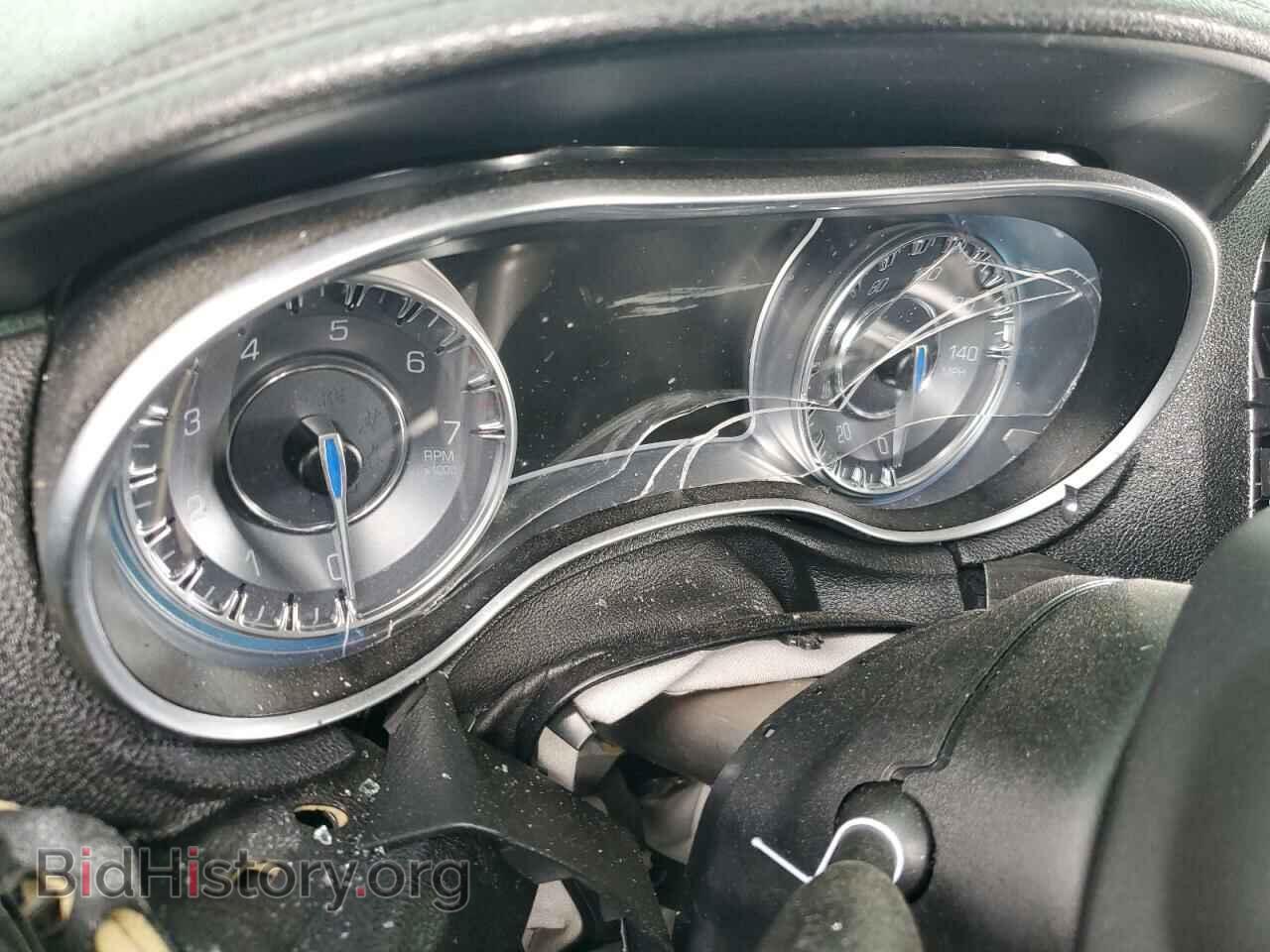 2018 CHRYSLER 300 - VIN: 2C3CCAAG2JH170951 - Фото 9