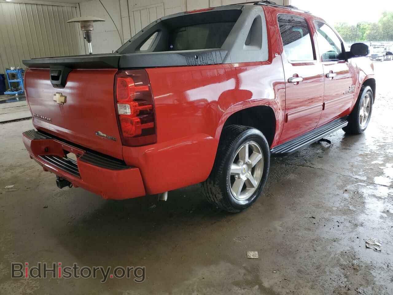 2011 CHEVROLET AVALANCHE - VIN: 3GNMCFE09BG392034 - Фото 3