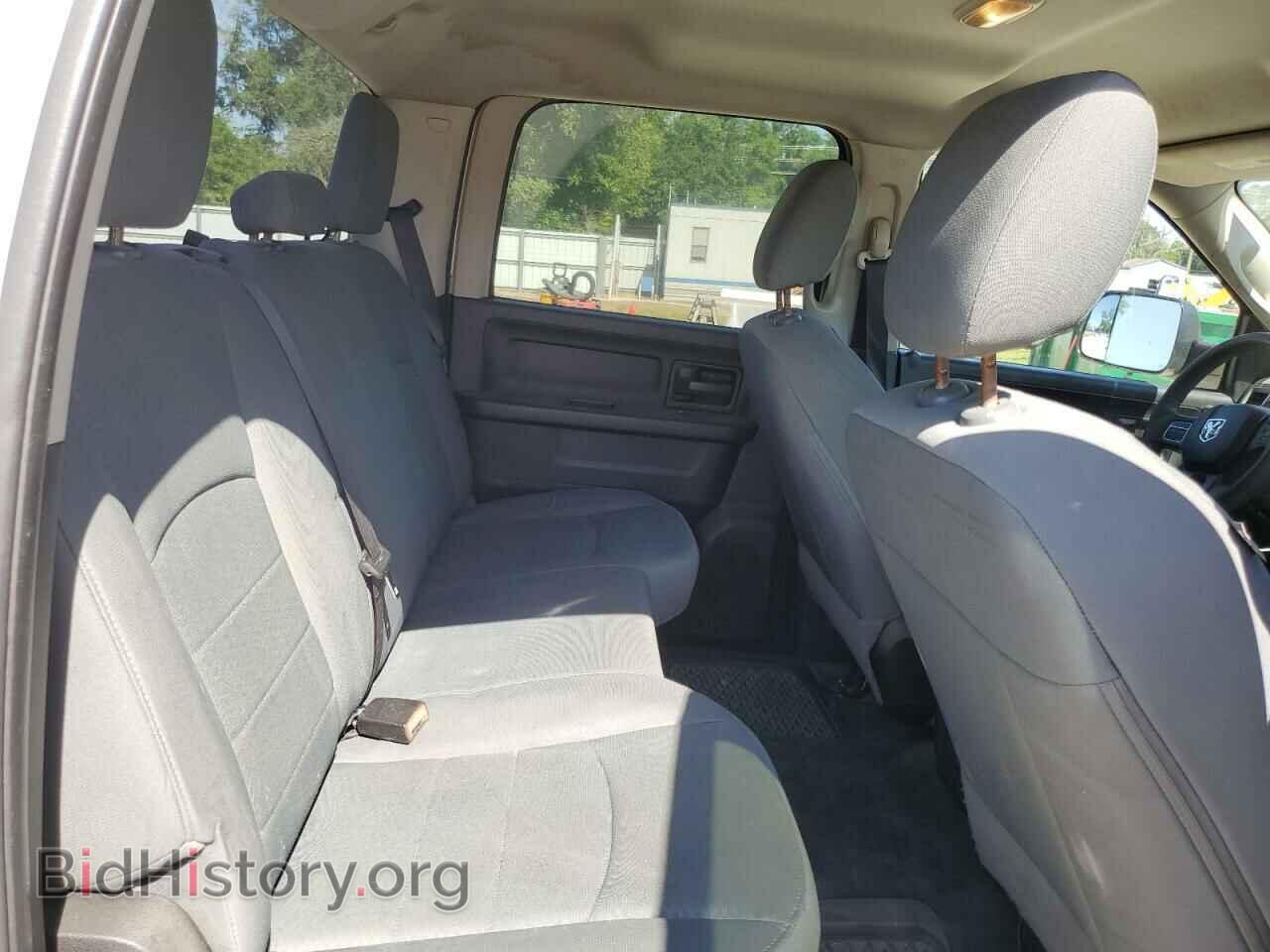 2015 RAM All Models - VIN: 3C6UR4CJ2FG562495 - Photo 10