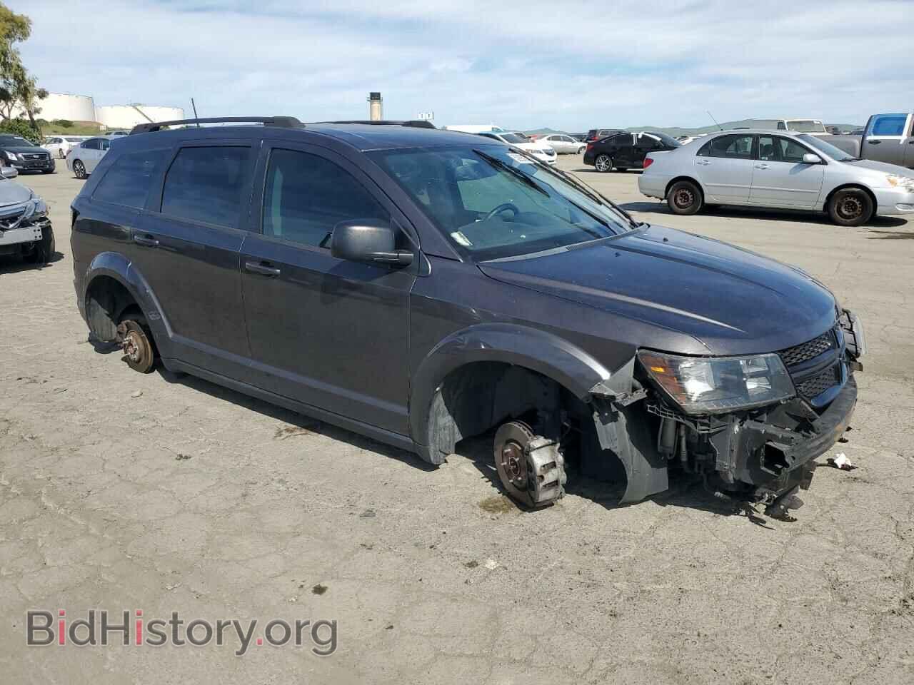 2018 DODGE JOURNEY - VIN: 3C4PDCAB2JT447518 - Фото 4