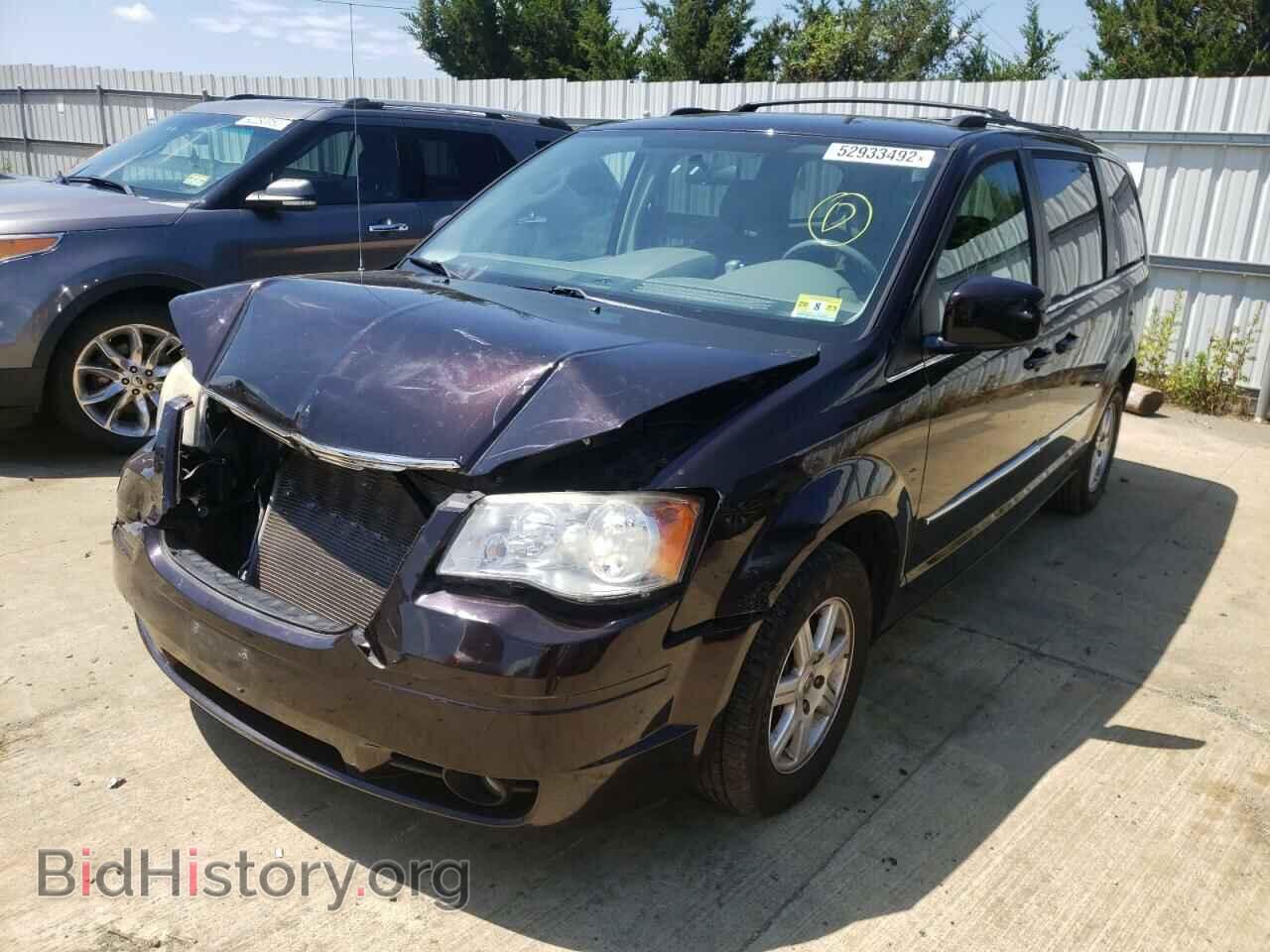 2010 CHRYSLER MINIVAN - VIN: 2A4RR5D1XAR381192 - Фото 2