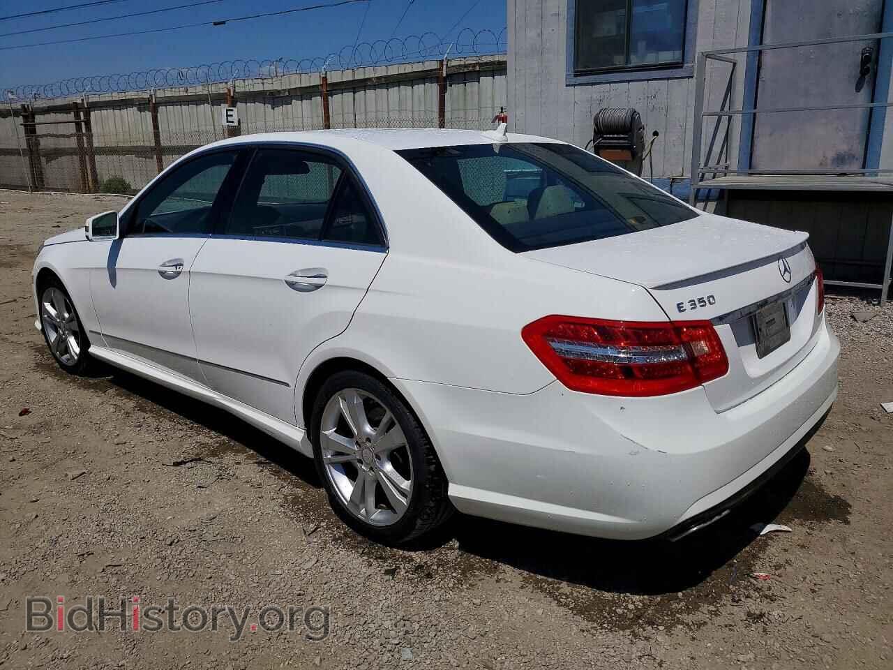 2013 MERCEDES-BENZ E-CLASS - VIN: WDDHF5KB9DA689572 - Фото 2