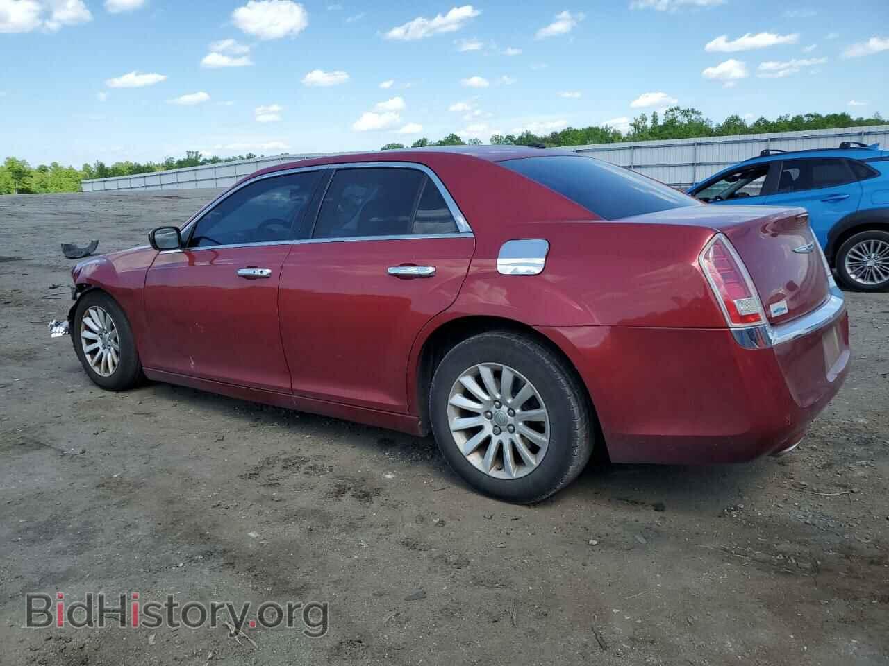 2012 CHRYSLER 300 - VIN: 2C3CCAAG7CH180748 - Photo 2