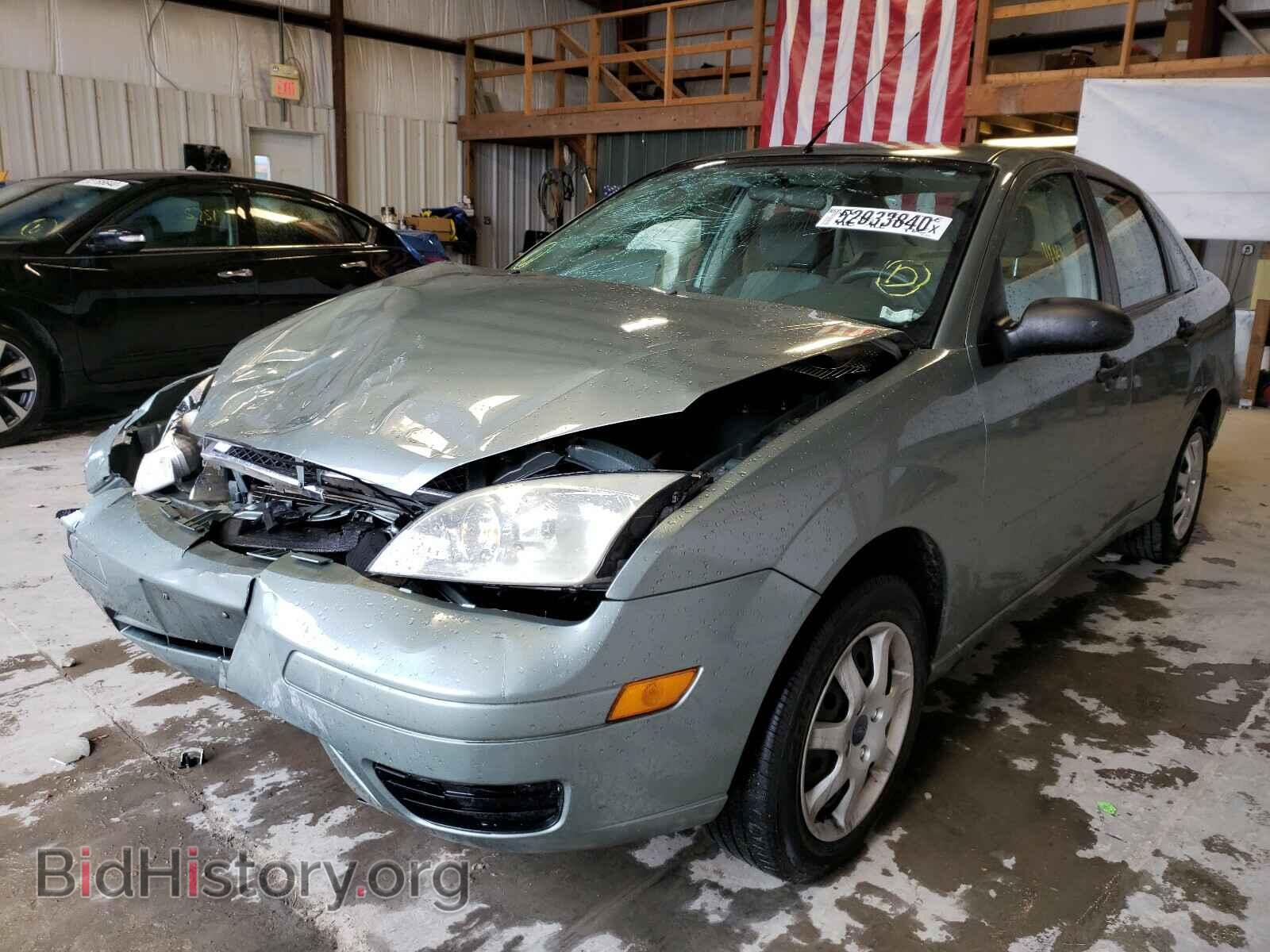 2005 FORD FOCUS - VIN: 1FAFP34N95W201886 - Фото 2