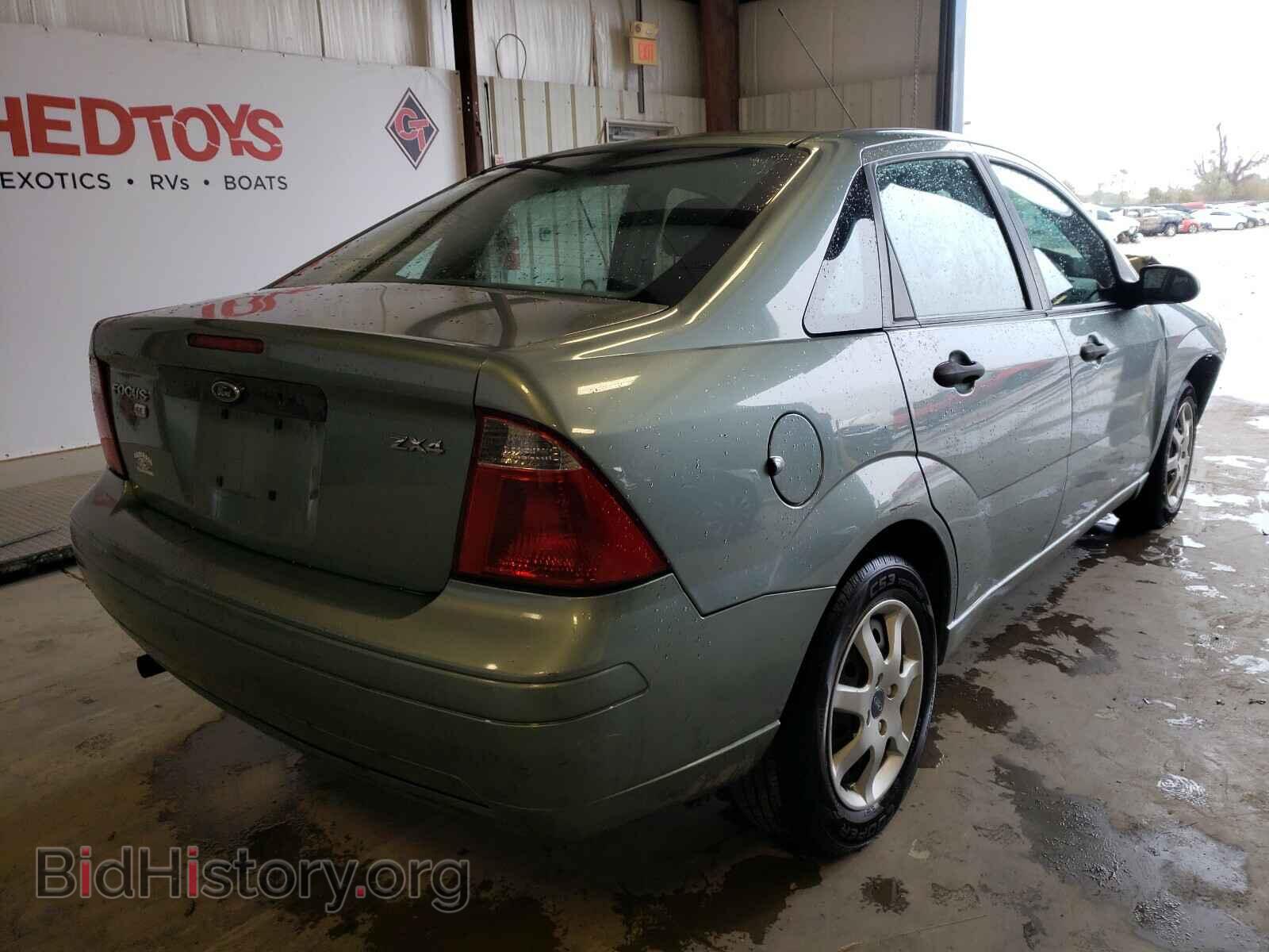 2005 FORD FOCUS - VIN: 1FAFP34N95W201886 - Фото 4