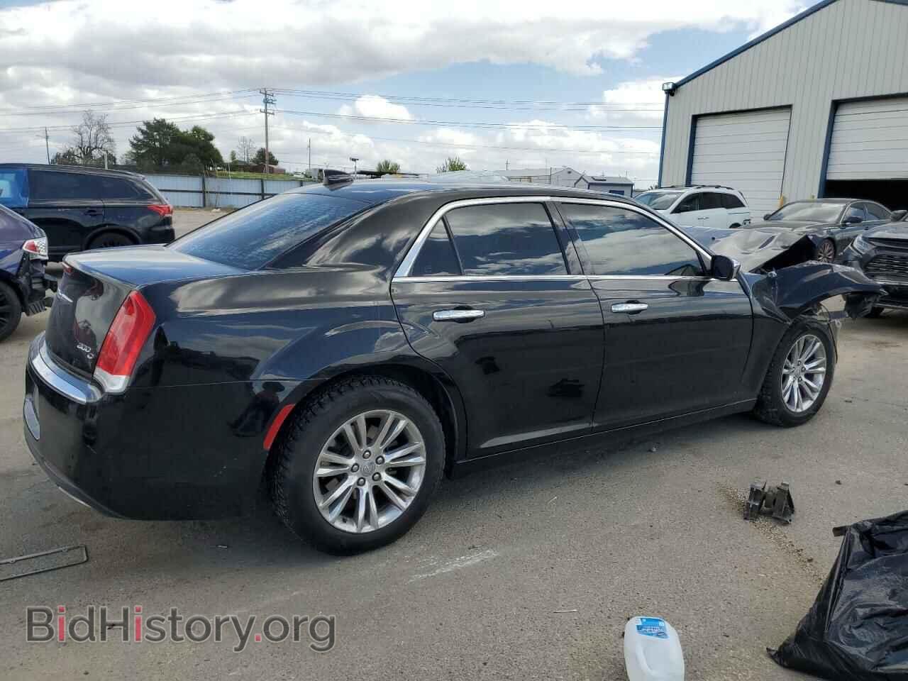 2017 CHRYSLER 300 - VIN: 2C3CCAEG3HH549915 - Фото 3