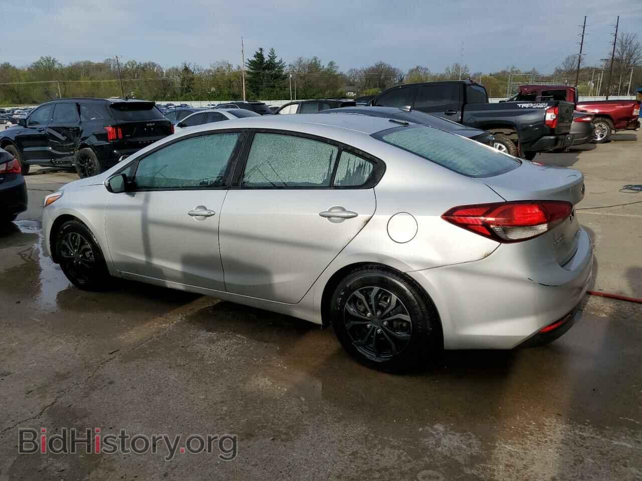 2017 KIA FORTE - VIN: 3KPFK4A75HE047793 - Фото 2