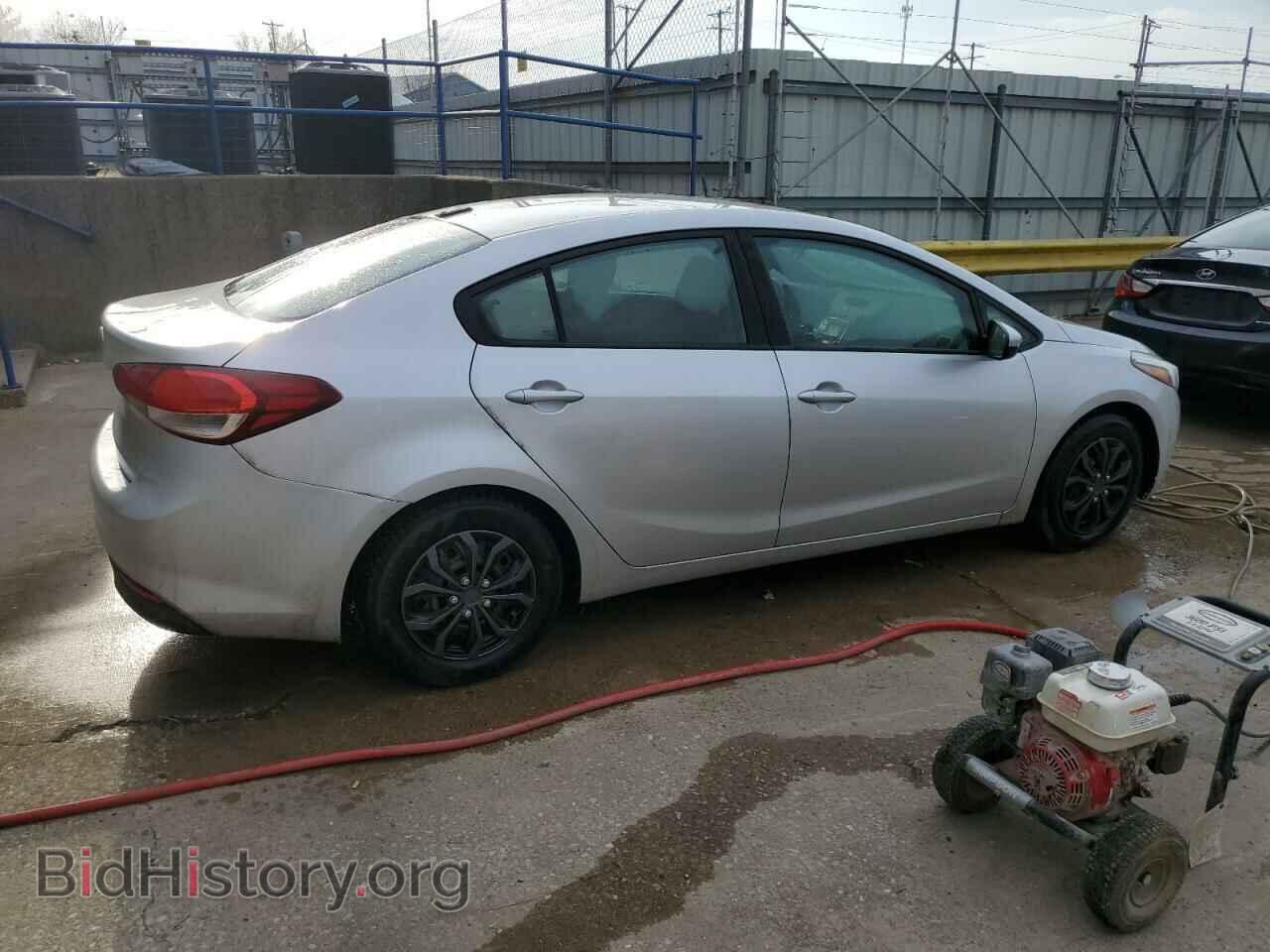 2017 KIA FORTE - VIN: 3KPFK4A75HE047793 - Фото 3