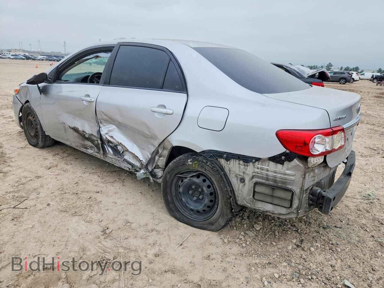 2011 TOYOTA COROLLA - VIN: 2T1BU4EEXBC572873 - Фото 2