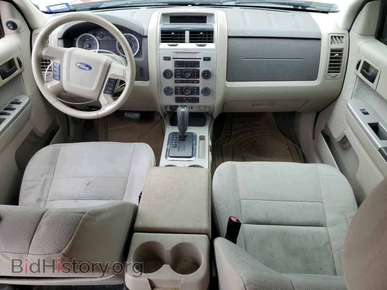 2011 FORD ESCAPE - VIN: 1FMCU0DG1BKC17357 - Фото 8