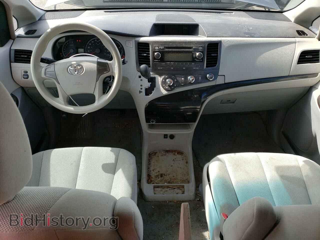 2011 TOYOTA All Models - VIN: 5TDZK3DC1BS024475 - Photo 8
