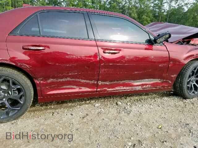 2019 CHRYSLER 300 - VIN: 2C3CCABG7KH634087 - Фото 9