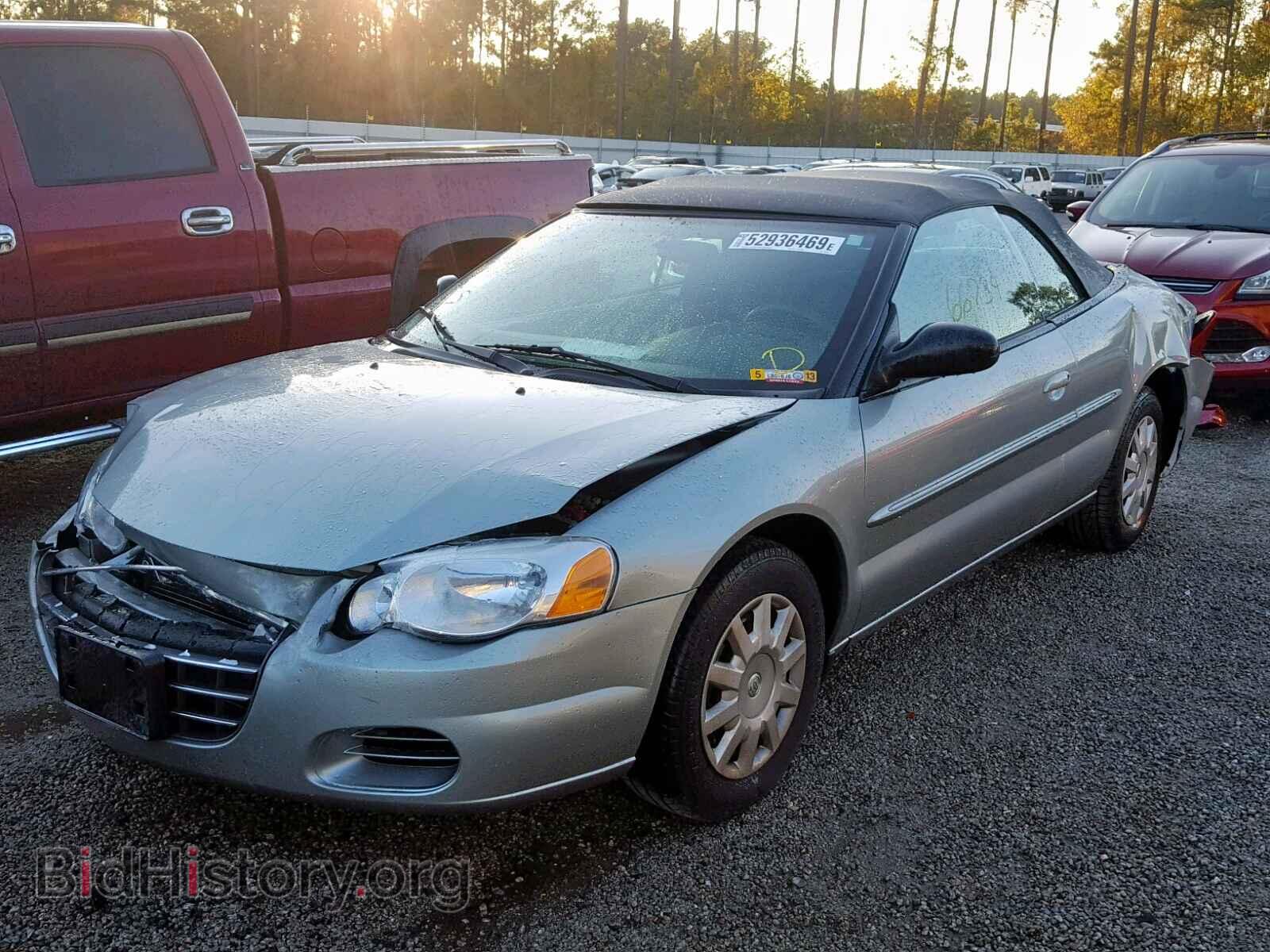 2004 CHRYSLER SEBRING - VIN: 1C3EL45R84N352123 - Фото 2