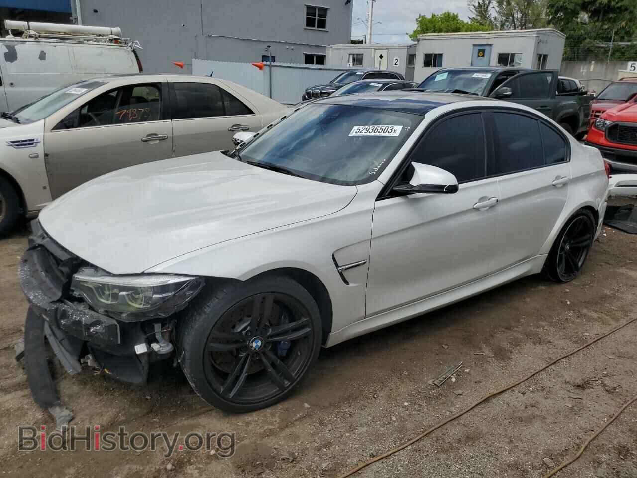 Photo WBS8M9C57J5J79122 - BMW M3 2018