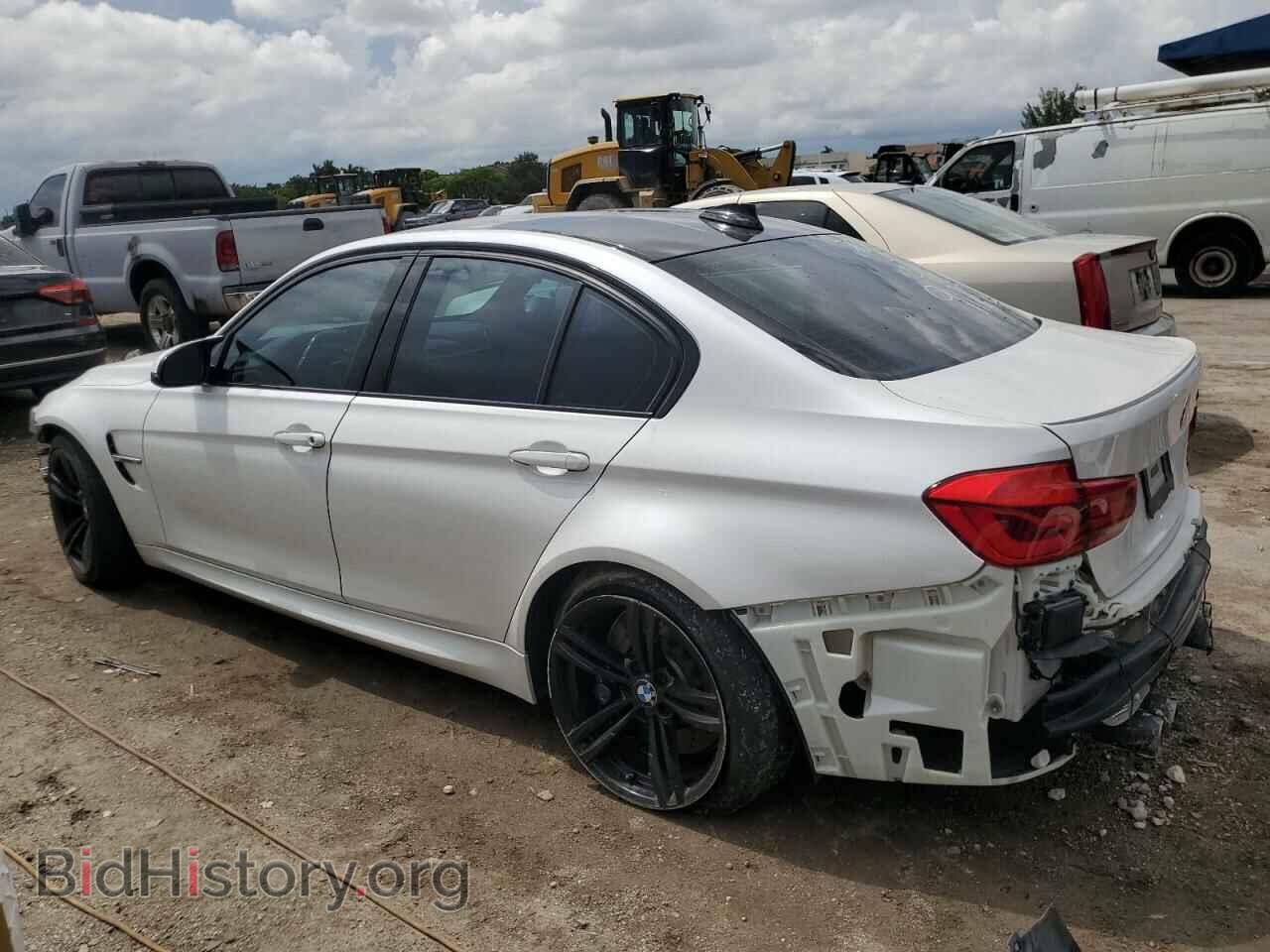 2018 BMW M3 - VIN: WBS8M9C57J5J79122 - Photo 2
