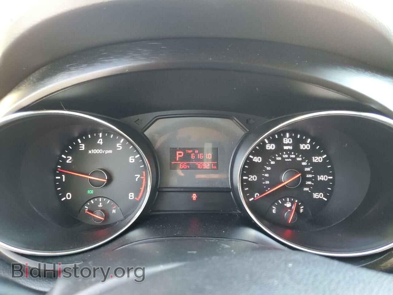 2017 KIA All Models - VIN: KNDMB5C13H6230394 - Фото 9