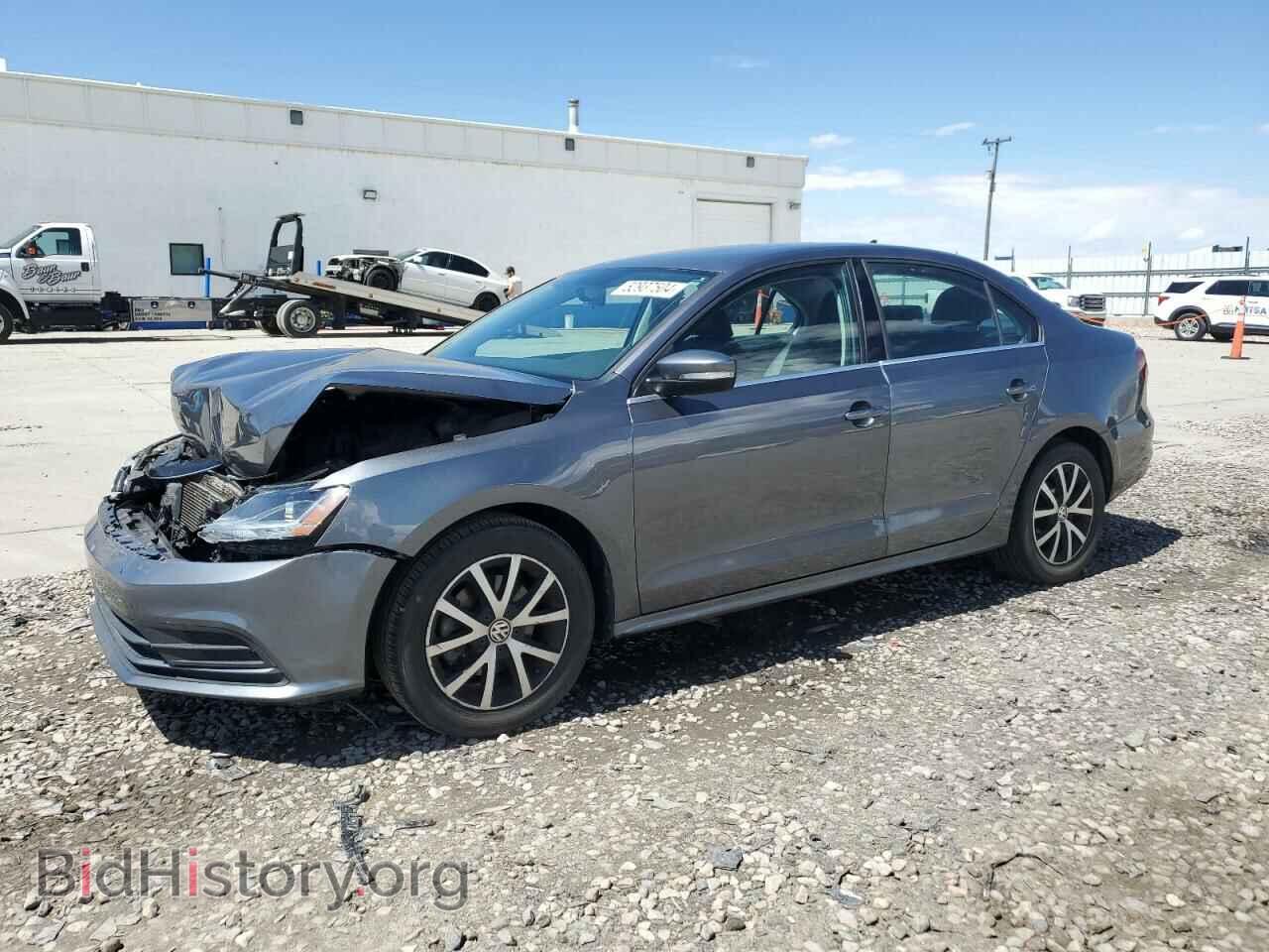 Фотография 3VWDB7AJ1HM395131 - VOLKSWAGEN JETTA 2017