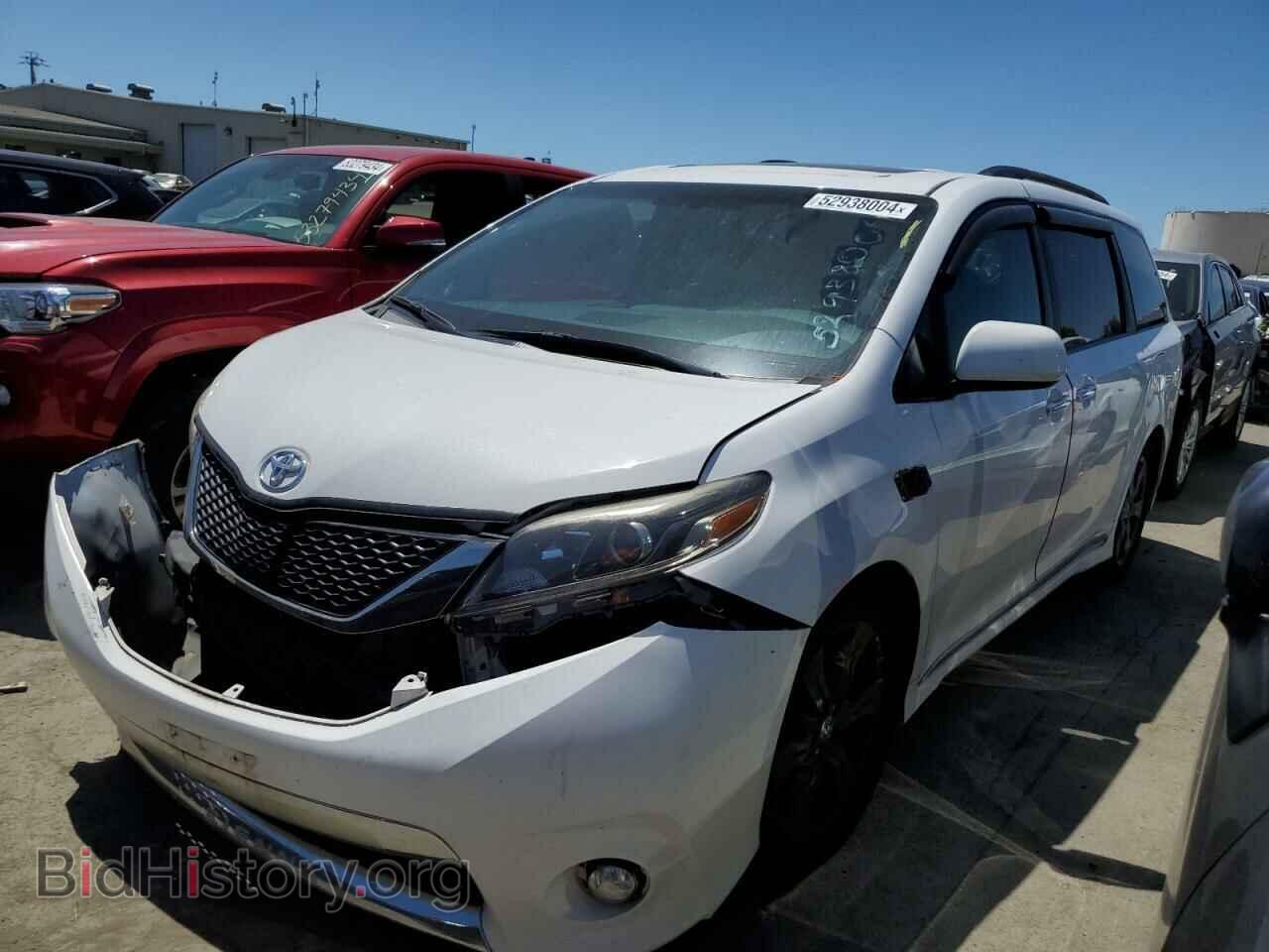 Фотография 5TDXZ3DC3HS788064 - TOYOTA SIENNA 2017