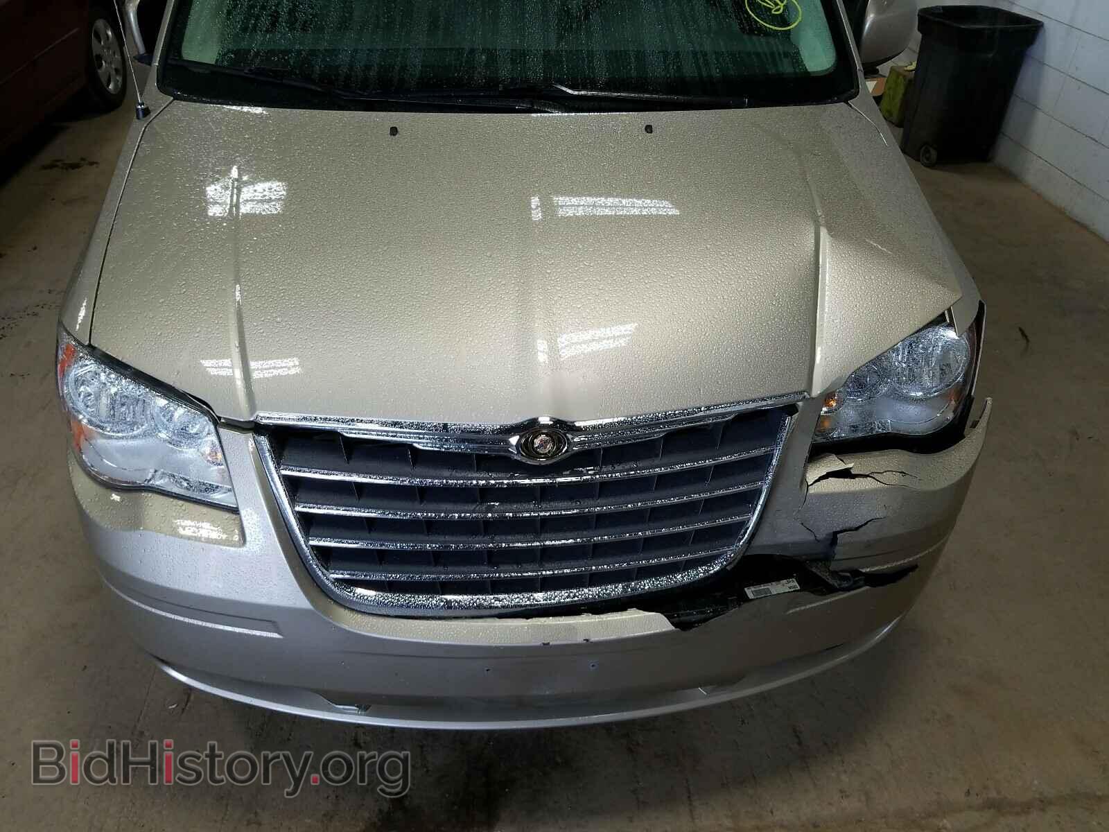 2009 CHRYSLER MINIVAN - VIN: 2A8HR54119R556032 - Фото 7