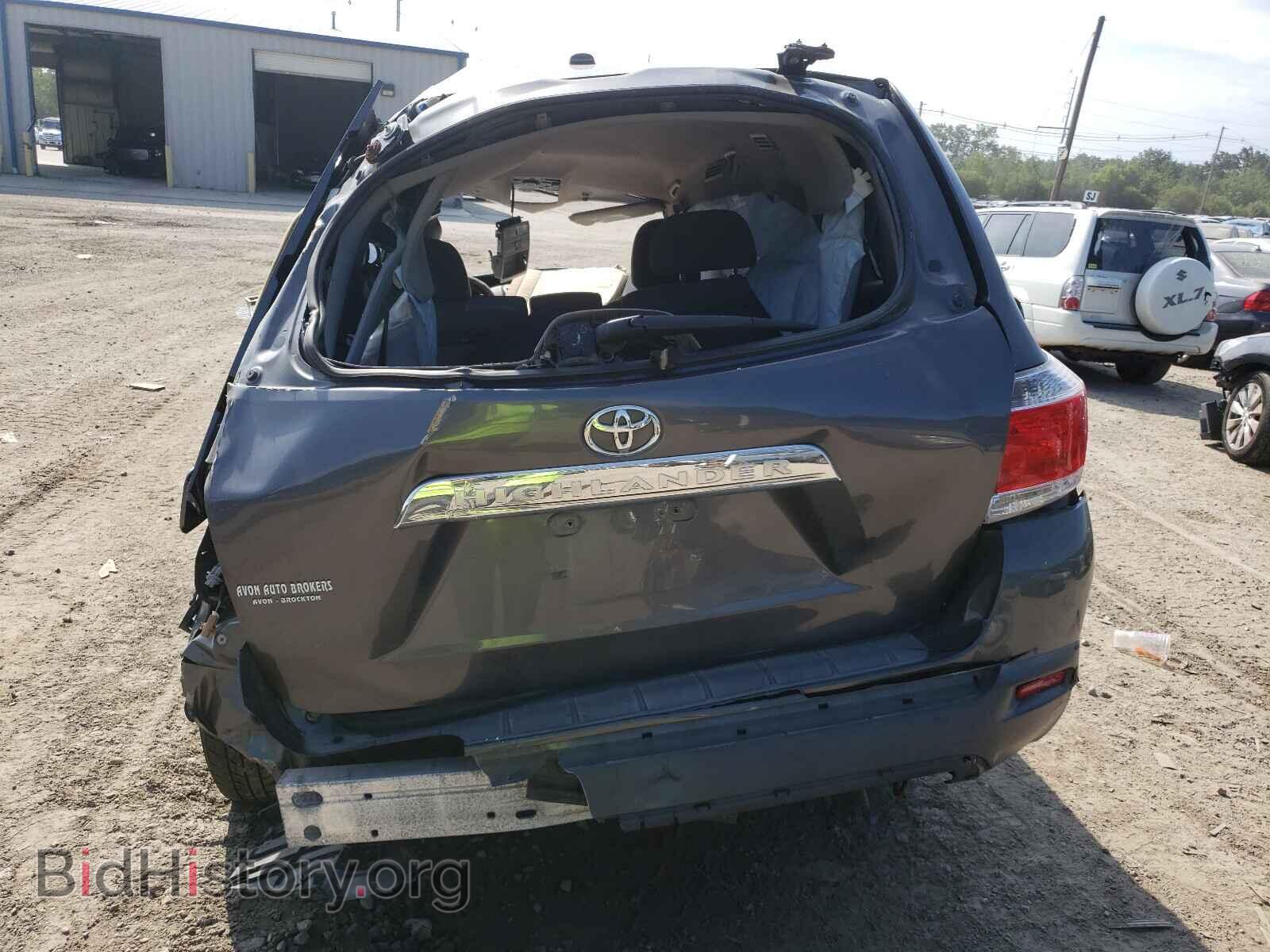 2011 TOYOTA HIGHLANDER - VIN: 5TDBK3EH6BS066149 - Фото 10