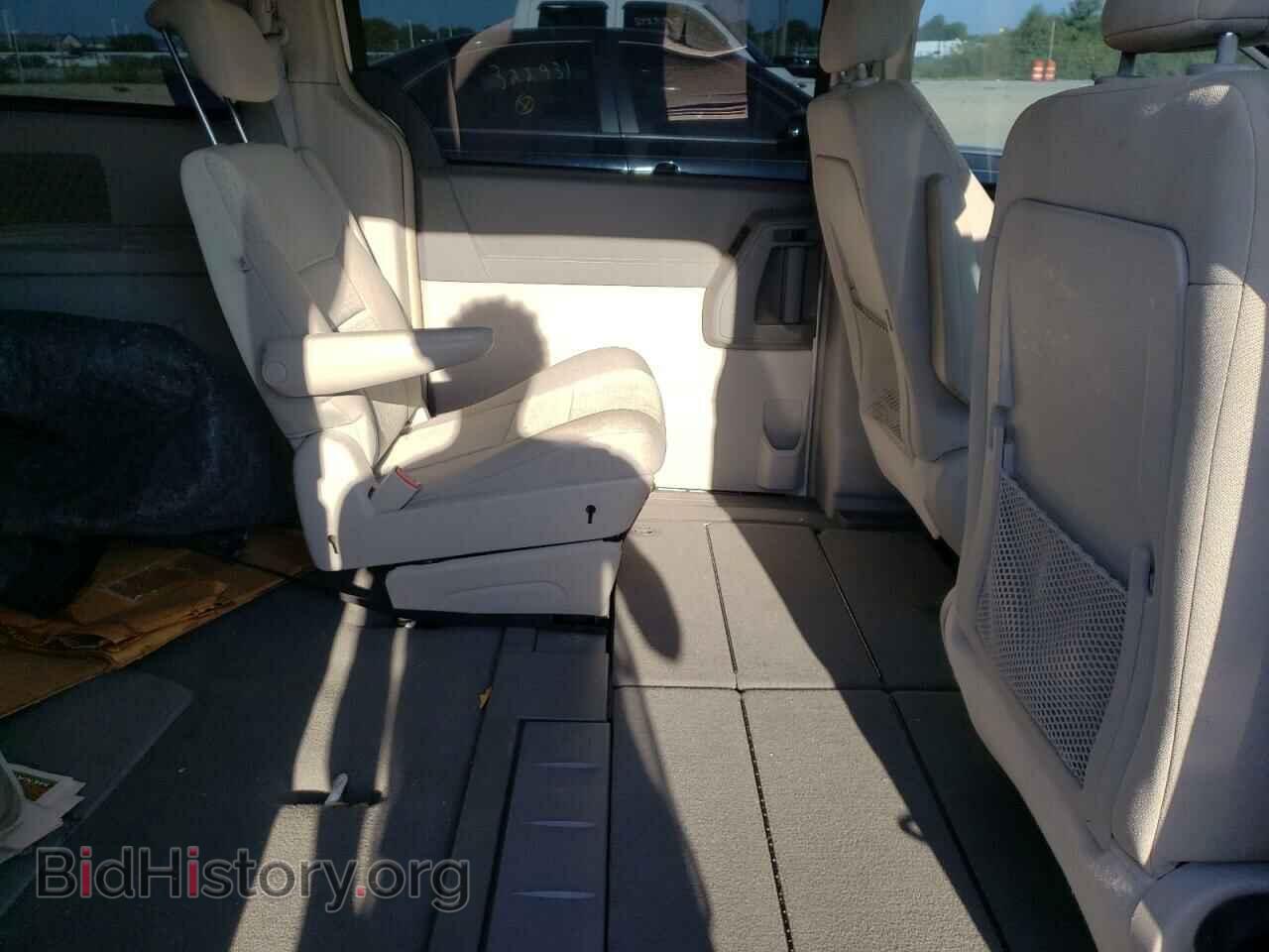 2009 CHRYSLER MINIVAN - VIN: 2A8HR44E39R629253 - Фото 6