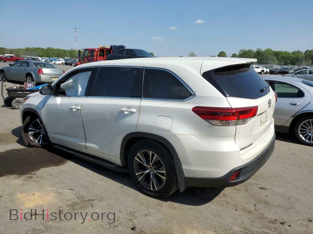 2017 TOYOTA HIGHLANDER - VIN: 5TDBZRFH4HS365872 - Фото 2