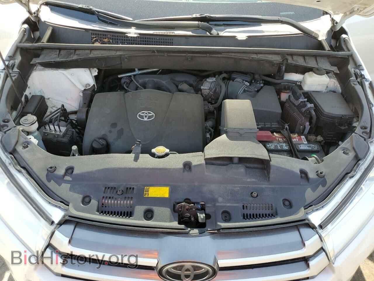 2017 TOYOTA HIGHLANDER - VIN: 5TDBZRFH4HS365872 - Фото 12