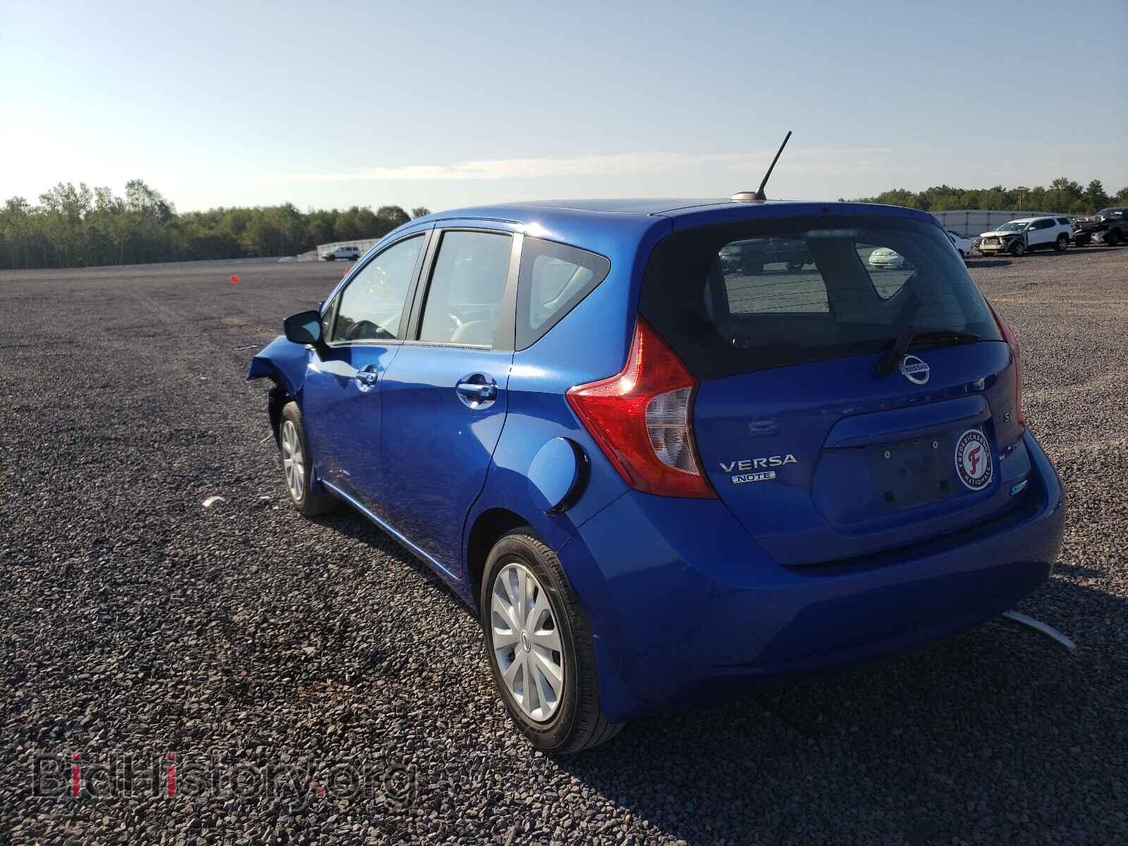 2015 NISSAN VERSA - VIN: 3N1CE2CP8FL351403 - Photo 3