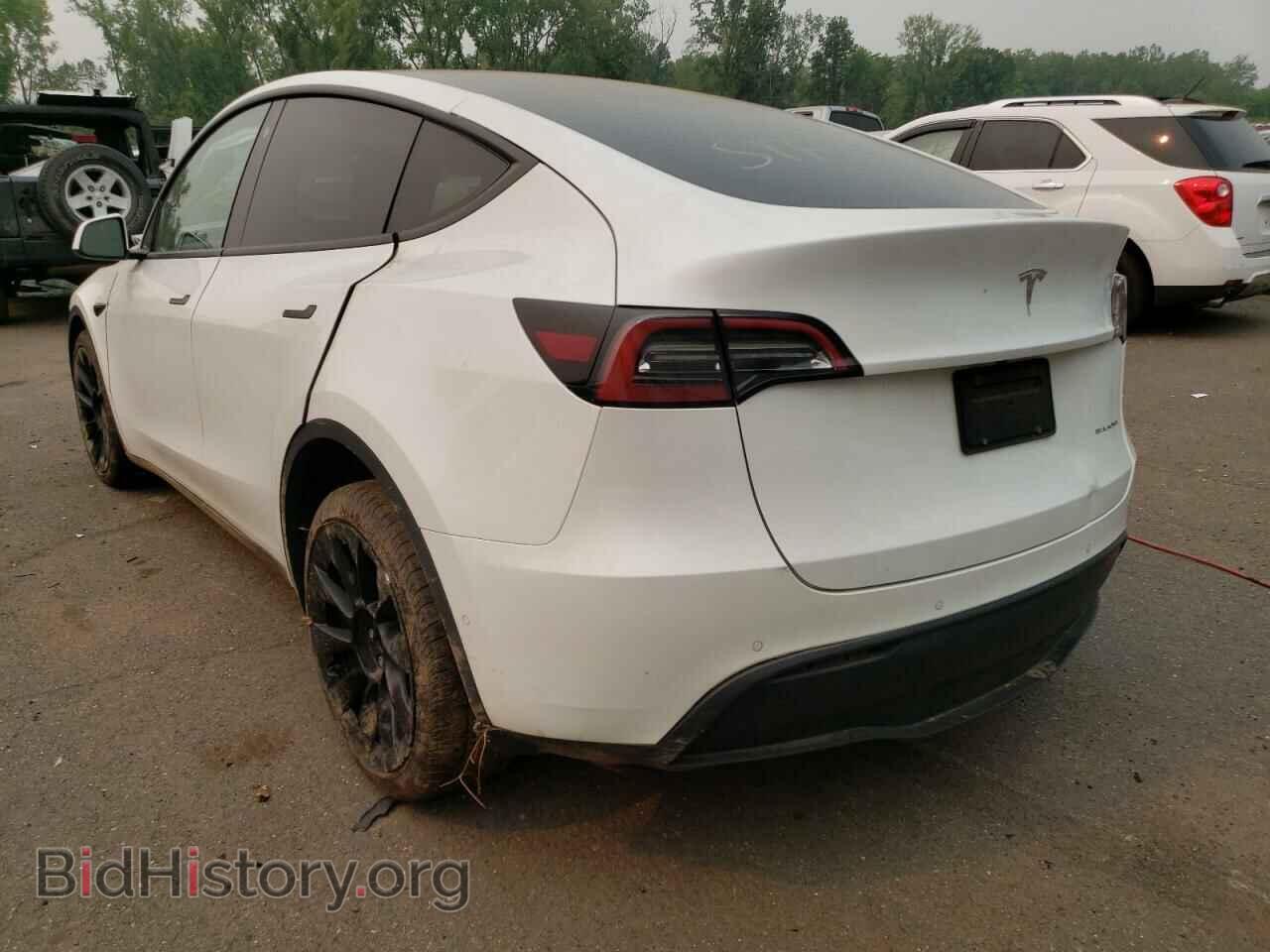 2022 TESLA MODEL Y - VIN: 7SAYGAEE4NF329367 - Photo 2