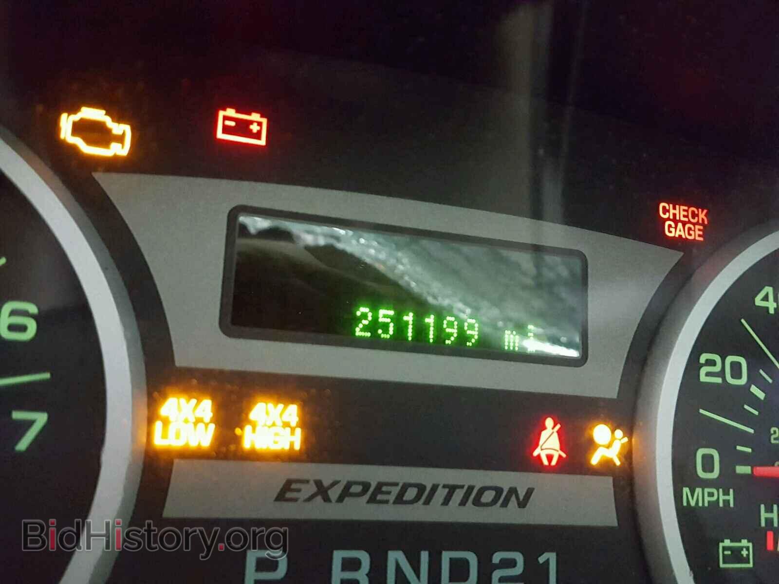 2006 FORD EXPEDITION - VIN: 1FMFU18566LA71713 - Фото 8